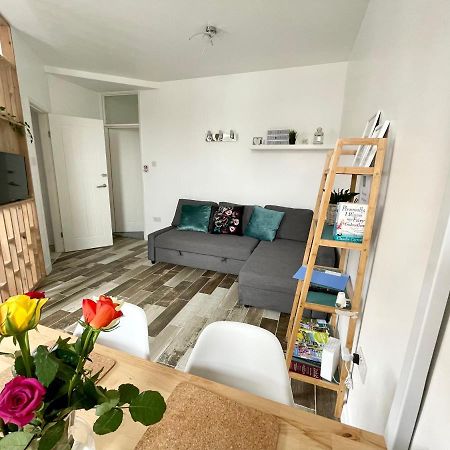The Corner House - Modern Chesterfield Town Centre Apartments Extérieur photo