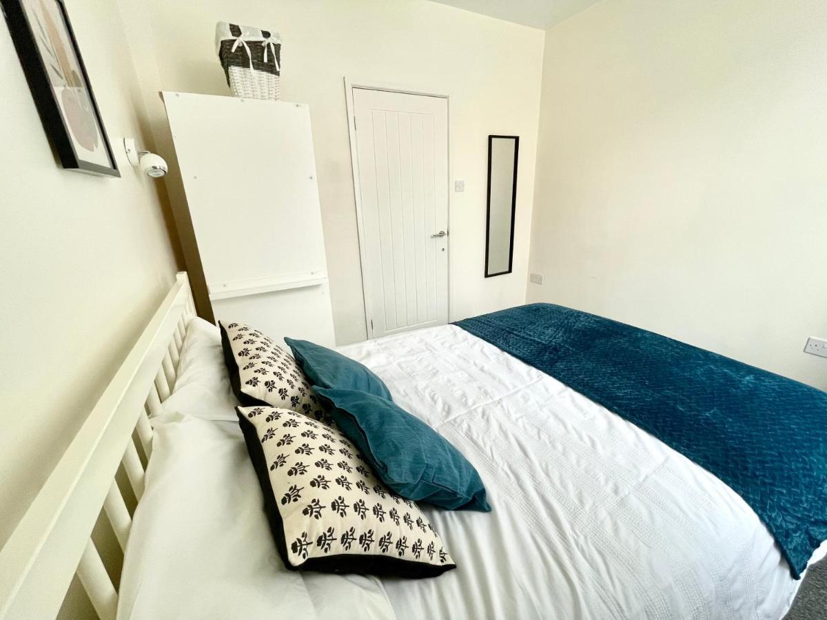 The Corner House - Modern Chesterfield Town Centre Apartments Extérieur photo