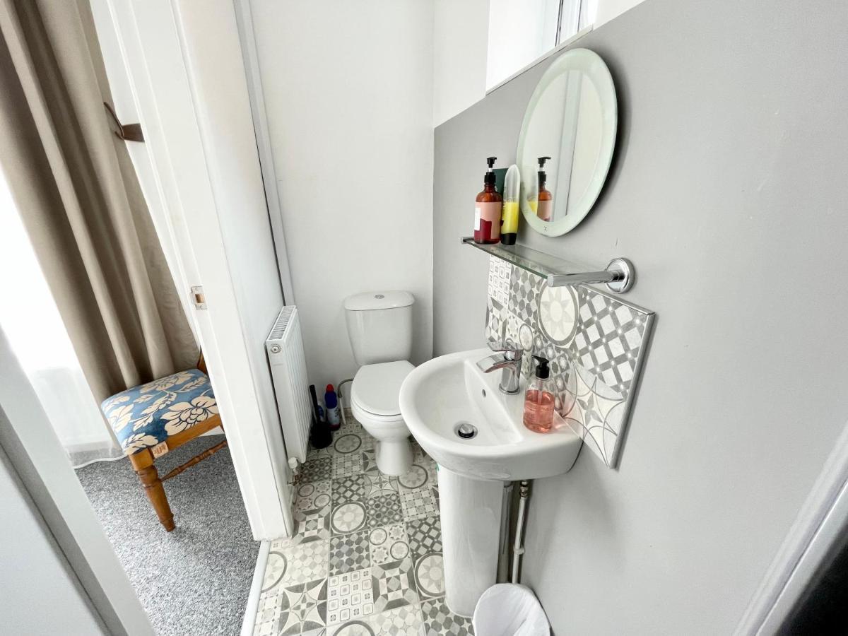 The Corner House - Modern Chesterfield Town Centre Apartments Extérieur photo