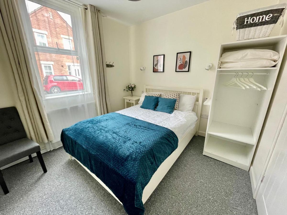 The Corner House - Modern Chesterfield Town Centre Apartments Extérieur photo