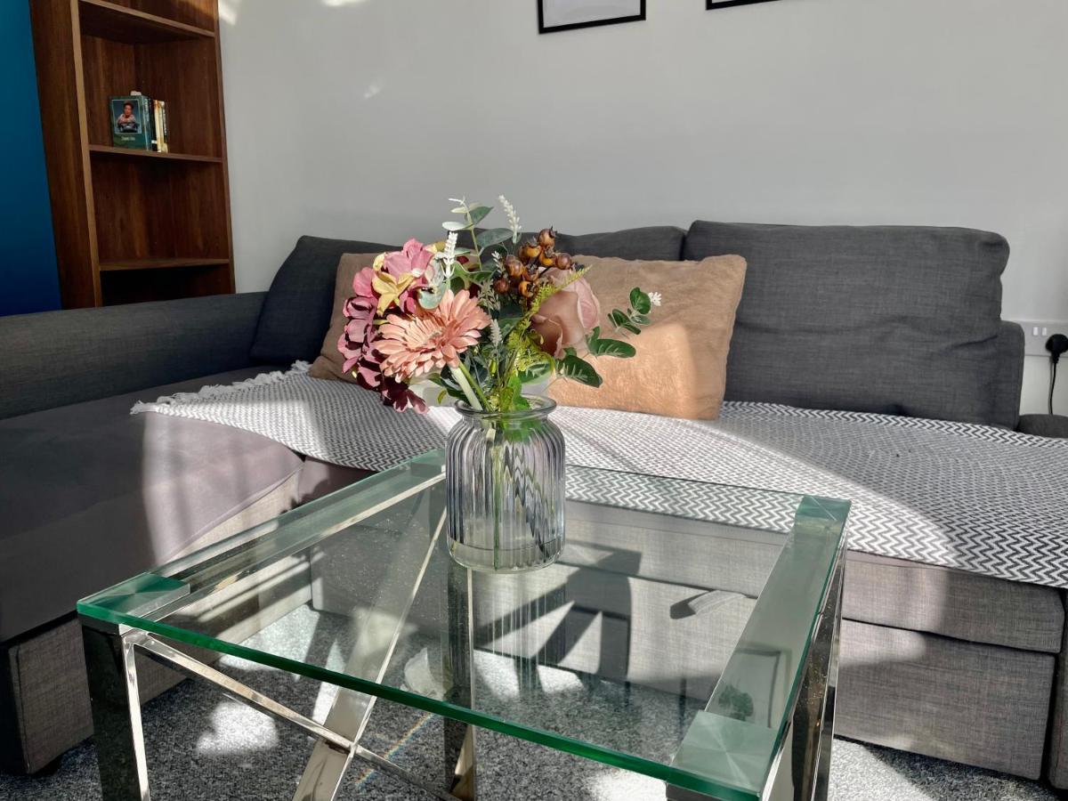 The Corner House - Modern Chesterfield Town Centre Apartments Extérieur photo